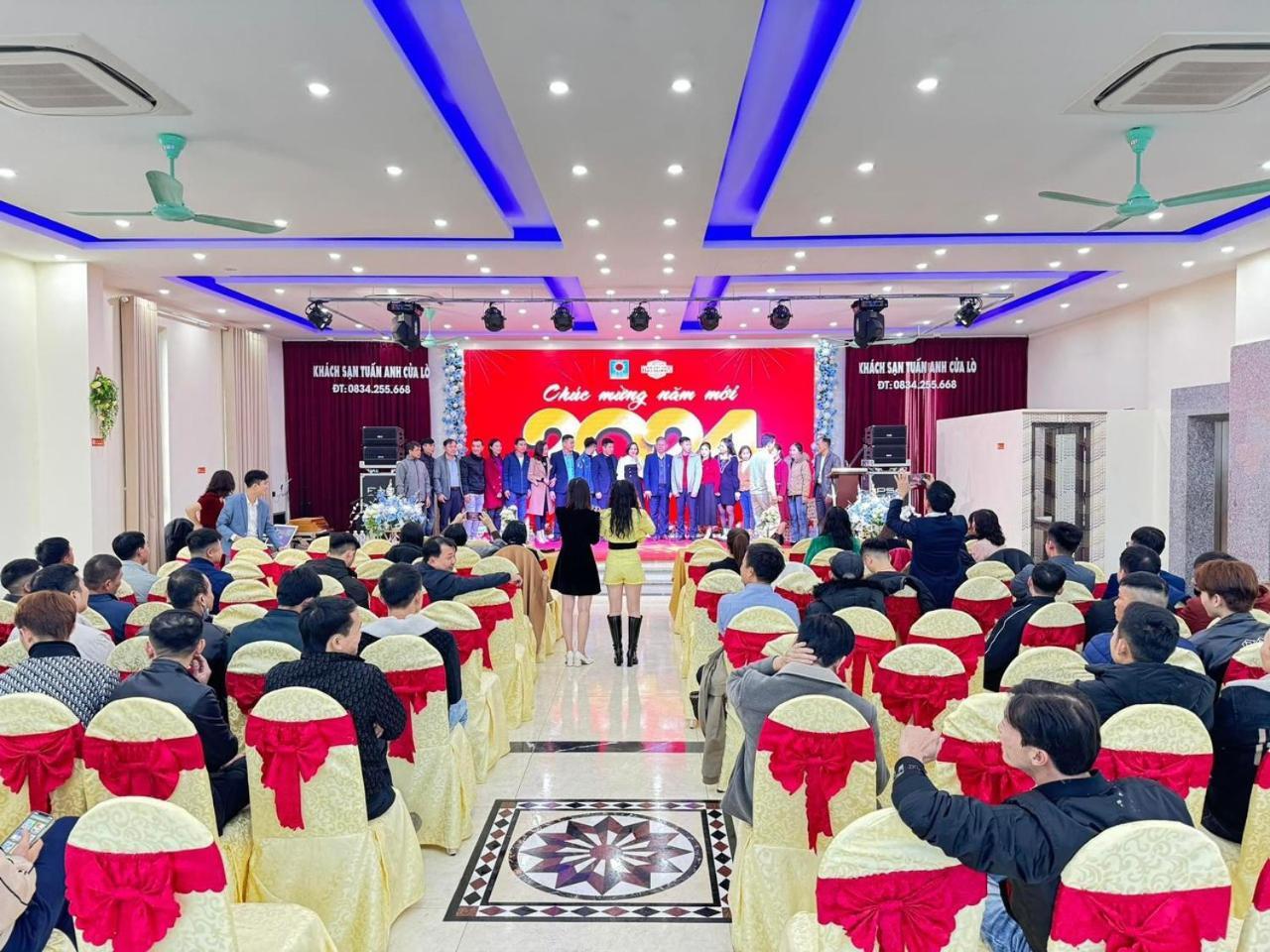 Hotel Khach San Tuan Anh Cửa Lò Extérieur photo