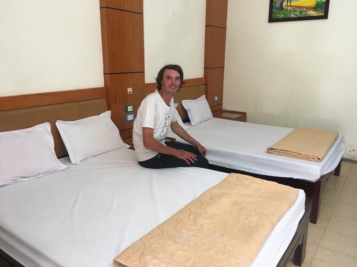 Hotel Khach San Tuan Anh Cửa Lò Extérieur photo