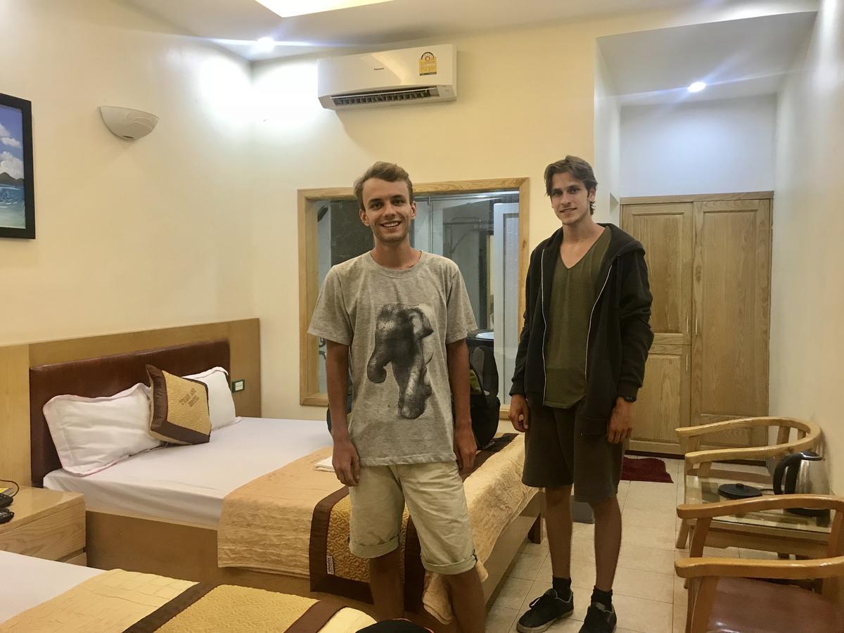 Hotel Khach San Tuan Anh Cửa Lò Extérieur photo